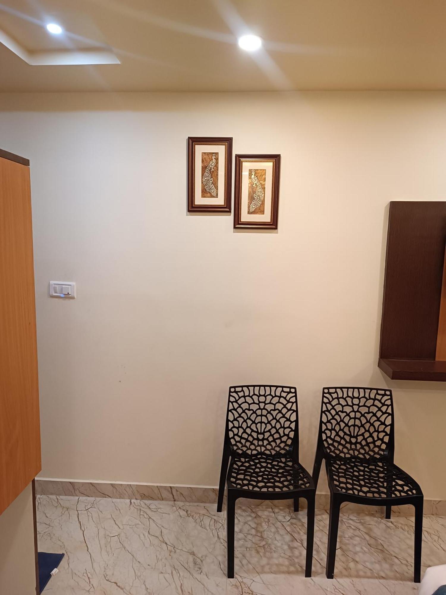 Mom Hotel - Unit Of Mom Hotel Puri Exterior photo